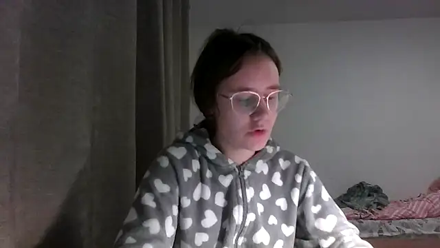 LuckySLove online show from 01.15.26