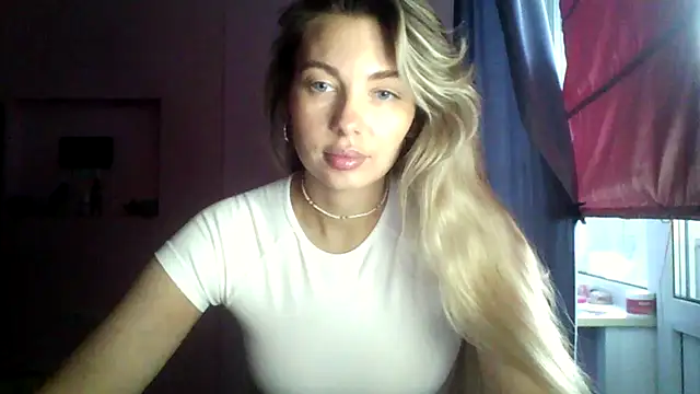 Snapshot of Sygream chatting on 10.24.25 Sygream online show from 10.24.25