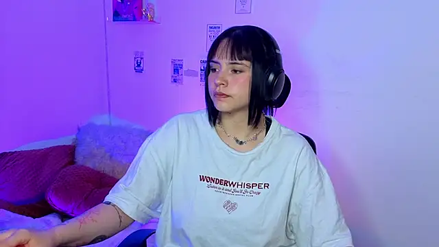 Emily Lindey online show from 04.09.26