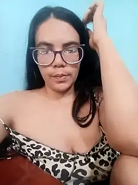 Snapshot of Damasexyviolet chatting on 10.25.25 Damasexyviolet online show from 10.25.25