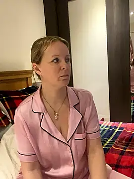 madamlillyrose online show from 01.13.26