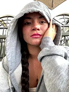 PamelaJonsom  online show from 01.14.26