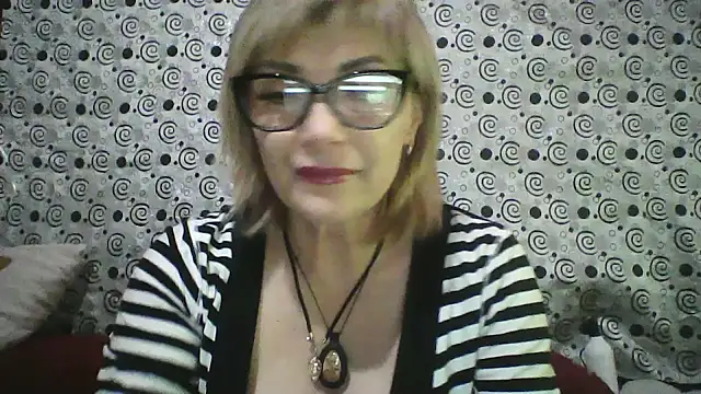 Lia Ray online show from 11.04.25