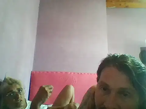 Snapshot of cojeelcamino chatting on 11.01.25 cojeelcamino online show from 11.01.25