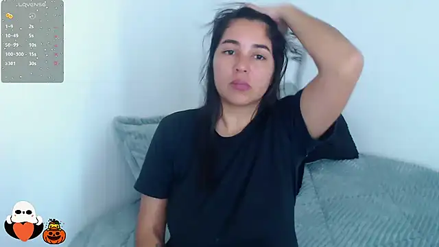 Snapshot of HaannaAGT chatting on 10.16.25 HaannaAGT online show from 10.16.25