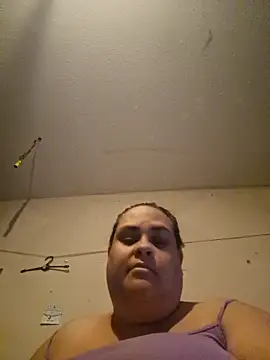 BigBusty VoluptuousMilfX online show from 10.16.25