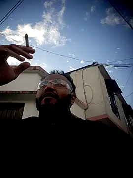 Snapshot of Oscar_blackdick4 chatting on 10.25.25 Oscar blackdick4 online show from 10.25.25