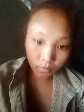 Snapshot of alalama chatting on 10.18.25 alalama online show from 10.18.25