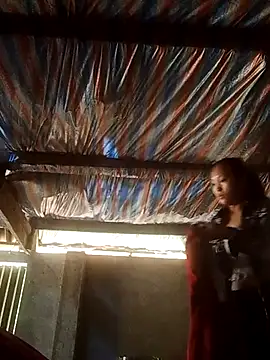 Snapshot of alalama chatting on 10.23.25 alalama online show from 10.23.25