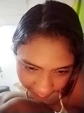 Kira Lu online show from 10.15.25