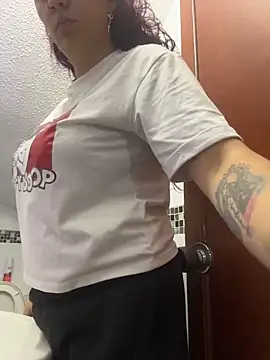 Zoe fire online show from 12.22.25