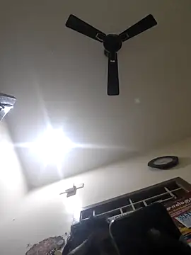 Vickyins480000 online show from 11.30.25