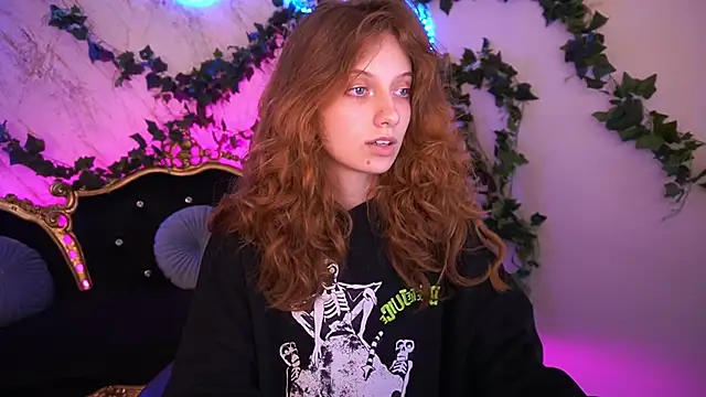 CuteeFoxy online show from 11.03.25