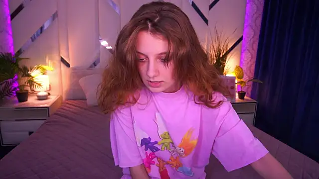 Snapshot of CuteeFoxy chatting on 02.02.26 CuteeFoxy online show from 02.02.26