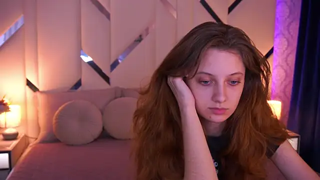 CuteeFoxy online show from 04.15.26