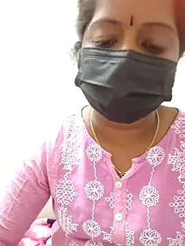 Snapshot of Tamil_Ponnu_Riya chatting on 05.10.26 Tamil Ponnu Riya online show from 05.10.26