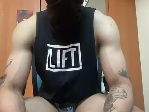 Snapshot of Thenattyguy chatting on 10.21.25 Thenattyguy online show from 10.21.25