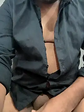 Snapshot of Akki19989 chatting on 10.18.25 Akki19989 online show from 10.18.25