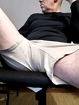 nicolaspgarnier online show from 10.18.25