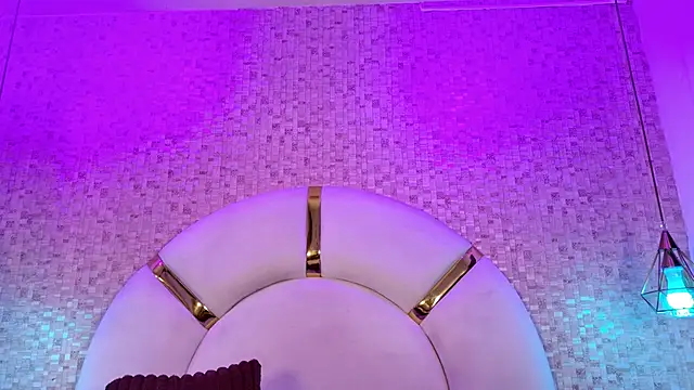 Snapshot of emmy_rose25 chatting on 02.26.26 emmy rose25 online show from 02.26.26