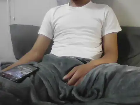 Snapshot of anonimam2 chatting on 10.29.25 anonimam2 online show from 10.29.25