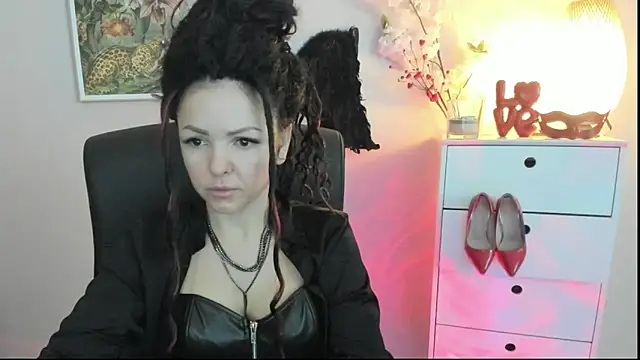 Snapshot of Mollybloom40 chatting on 02.05.26 Mollybloom40 online show from 02.05.26