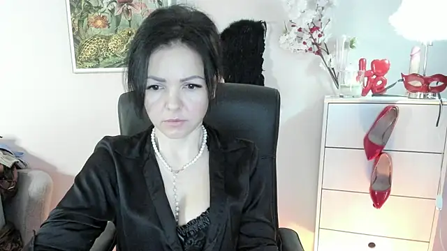 Snapshot of Mollybloom40 chatting on 02.10.26 Mollybloom40 online show from 02.10.26