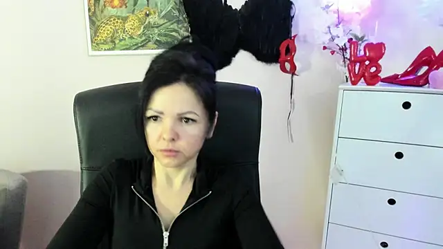 Snapshot of Mollybloom40 chatting on 03.05.26 Mollybloom40 online show from 03.05.26