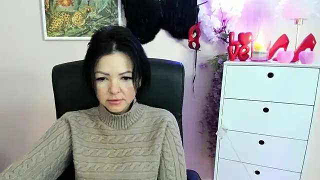 Snapshot of Mollybloom40 chatting on 03.09.26 Mollybloom40 online show from 03.09.26