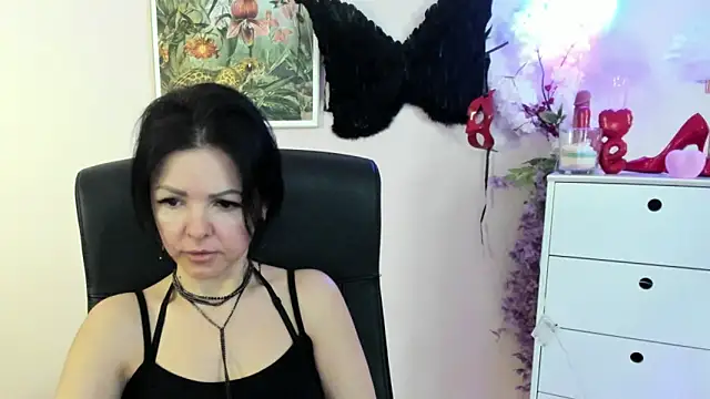 Snapshot of Mollybloom40 chatting on 03.11.26 Mollybloom40 online show from 03.11.26