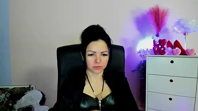 Snapshot of Mollybloom40 chatting on 03.24.26 Mollybloom40 online show from 03.24.26