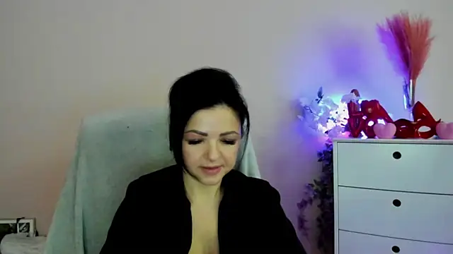 Snapshot of Mollybloom40 chatting on 03.30.26 Mollybloom40 online show from 03.30.26