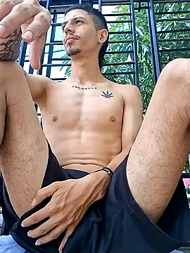 Snapshot of Luciferinthestreet chatting on 10.22.25 Luciferinthestreet online show from 10.22.25