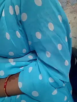 Snapshot of tamil-reena chatting on 10.23.25 tamil-reena online show from 10.23.25
