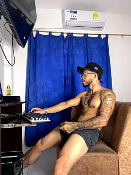 Kylian Alessandro online show from 01.09.26