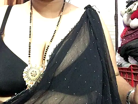 Snapshot of D_Gulabo chatting on 10.22.25 D Gulabo online show from 10.22.25