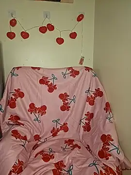 LucyMiax online show from 02.18.26