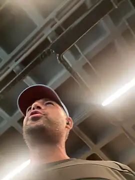 Snapshot of pablorafas chatting on 10.19.25 pablorafas online show from 10.19.25