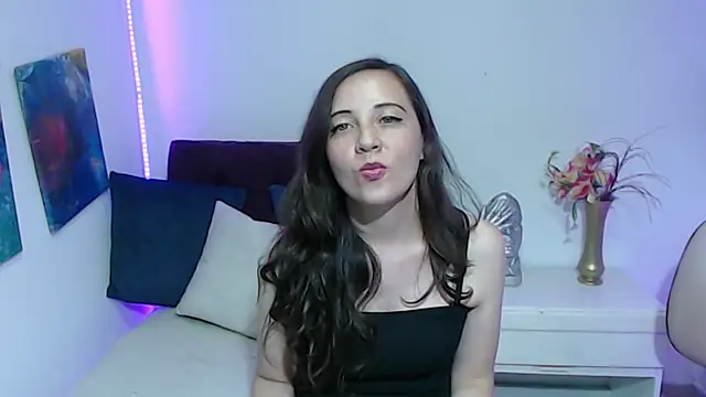 Snapshot of SolSmithh chatting on 10.20.25 SolSmithh online show from 10.20.25