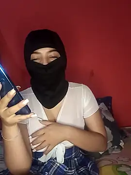 Snapshot of tatiana-sx chatting on 10.31.25 tatiana-sx online show from 10.31.25