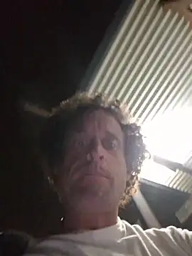 Snapshot of shainnfk chatting on 10.30.25 shainnfk online show from 10.30.25