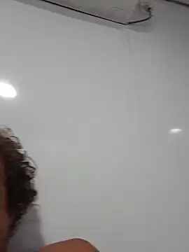 Snapshot of shainnfk chatting on 11.10.25 shainnfk online show from 11.10.25