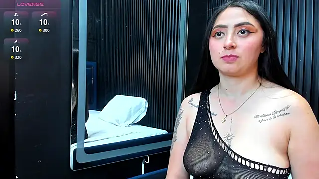 JuliethCruz  online show from 11.05.25