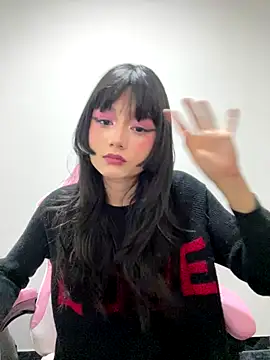 AnaisXoXo online show from 11.24.25