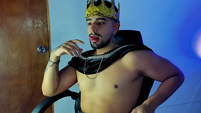 maximo black  online show from 11.01.25