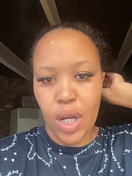 Snapshot of Saq-Madik chatting on 11.03.25 Saq-Madik online show from 11.03.25