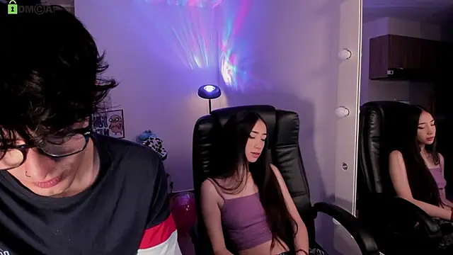 Mikeyvioleta  online show from 03.06.26