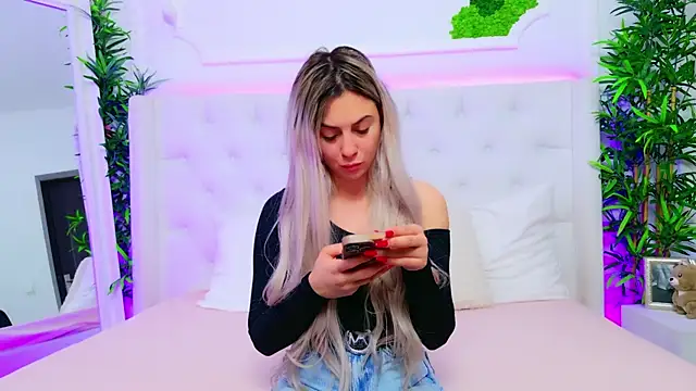 AriannaSins online show from 12.05.25