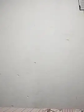 Snapshot of Julinhaa chatting on 10.18.25 Julinhaa online show from 10.18.25