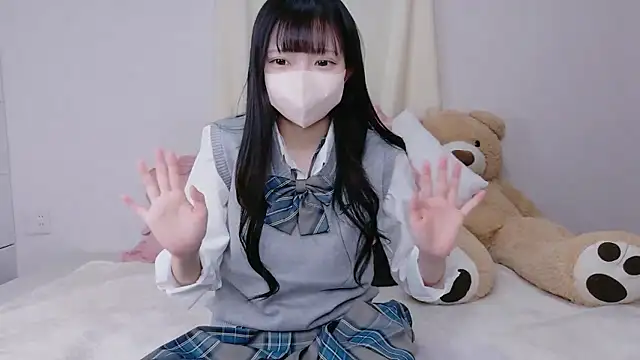 Snapshot of Mirai_oO16Oo chatting on 10.22.25 Mirai oO16Oo online show from 10.22.25